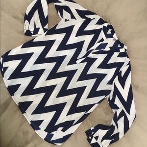 White & Navy Women’s Chevron Blouse Size XL